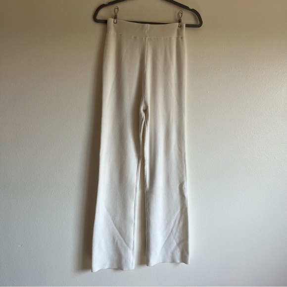 Women’s Boutique V Neck Wide / Flare Leg White Sweater Set Size Small - Picture 10 of 16